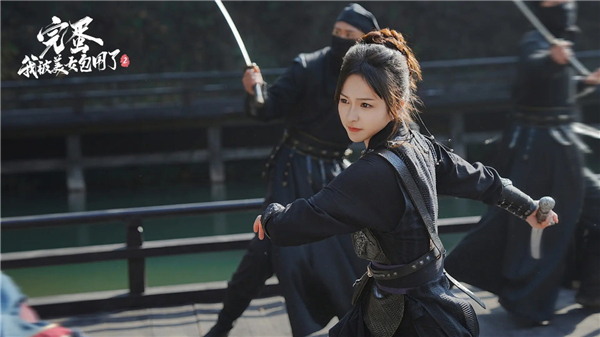 完蛋我被美女包围了2手游